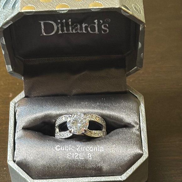 Silver Solitaire Diamond Ring with Side Accents - Picture 5 of 6